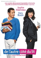 De l&#039;autre cote du lit - French Movie Poster (xs thumbnail)