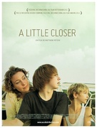 A Little Closer - French Movie Poster (xs thumbnail)