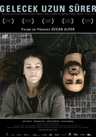 Gelecek Uzun S&uuml;rer - Turkish Movie Poster (xs thumbnail)