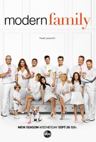 &quot;Modern Family&quot; - Movie Poster (xs thumbnail)