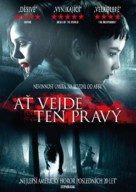 Let Me In - Czech DVD movie cover (xs thumbnail)