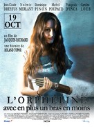 L&#039;orpheline avec en plus un bras en moins - French Movie Poster (xs thumbnail)