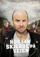 Noe som skjedde p&aring; veien - Norwegian Movie Poster (xs thumbnail)