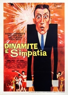 Dr&ocirc;les de ph&eacute;nom&egrave;nes - Italian Movie Poster (xs thumbnail)
