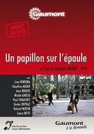 Un papillon sur l&#039;&eacute;paule - French DVD movie cover (xs thumbnail)