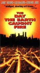 The Day the Earth Caught Fire - Movie Cover (xs thumbnail)