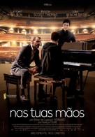 Au bout des doigts - Portuguese Movie Poster (xs thumbnail)