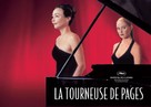 La tourneuse de pages - French Movie Poster (xs thumbnail)