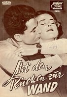 Le dos au mur - German poster (xs thumbnail)