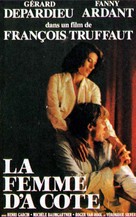 La femme d&#039;&agrave; c&ocirc;t&eacute; - French Movie Poster (xs thumbnail)
