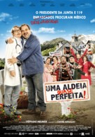 Un village presque parfait - Portuguese Movie Poster (xs thumbnail)