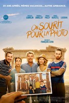 On sourit pour la photo - French Movie Poster (xs thumbnail)