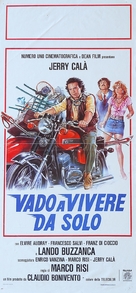 Vado a vivere da solo - Italian Movie Poster (xs thumbnail)