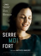 Serre-moi fort - French Movie Poster (xs thumbnail)