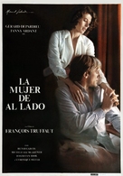 La femme d&#039;&agrave; c&ocirc;t&eacute; - Spanish Movie Poster (xs thumbnail)