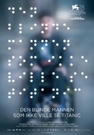 Sokea mies, joka ei halunnut n&auml;hd&auml; Titanicia - Norwegian Movie Poster (xs thumbnail)