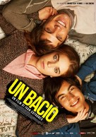 Un Bacio - Italian Movie Poster (xs thumbnail)