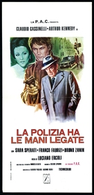 La polizia ha le mani legate - Italian Movie Poster (xs thumbnail)