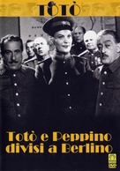 Tot&ograve; e Peppino divisi a Berlino - Italian Movie Cover (xs thumbnail)