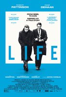 Life - Movie Poster (xs thumbnail)