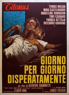 Giorno per giorno disperatamente - Italian Movie Poster (xs thumbnail)