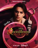 Descendants: The Rise of Red - Spanish Movie Poster (xs thumbnail)