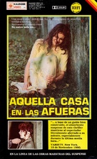 Aquella casa en las afueras - Spanish VHS movie cover (xs thumbnail)