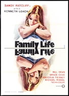 Family Life - Italian Movie Poster (xs thumbnail)