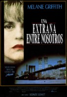 A Stranger Among Us - Spanish Movie Poster (xs thumbnail)