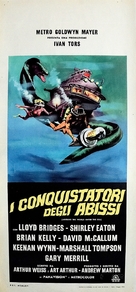 Around the World Under the Sea - Italian Movie Poster (xs thumbnail)