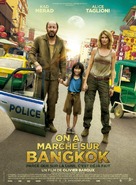 On a march&eacute; sur Bangkok - French Movie Poster (xs thumbnail)