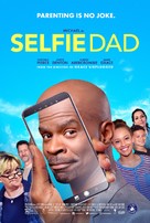 Selfie Dad - Movie Poster (xs thumbnail)