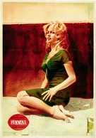 La femme et le pantin - Italian Movie Poster (xs thumbnail)