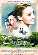 &Ouml;yle sevdim ki seni - Turkish Movie Poster (xs thumbnail)
