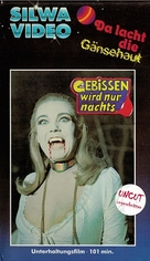 Gebissen wird nur nachts - German VHS movie cover (xs thumbnail)