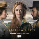 The Luminaries - Portuguese Movie Poster (xs thumbnail)