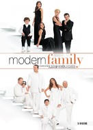 &quot;Modern Family&quot; - Brazilian DVD movie cover (xs thumbnail)