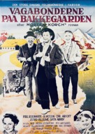Vagabonderne p&aring; Bakkeg&aring;rden - Danish Movie Poster (xs thumbnail)