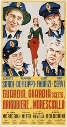 Guardia, guardia scelta, brigadiere e maresciallo - Italian Theatrical movie poster (xs thumbnail)