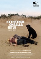 En duva satt p&aring; en gren och funderade p&aring; tillvaron - Finnish Movie Poster (xs thumbnail)