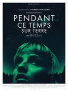 Pendant ce temps sur Terre - French Movie Poster (xs thumbnail)