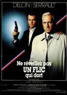 Ne r&eacute;veillez pas un flic qui dort - French Movie Poster (xs thumbnail)
