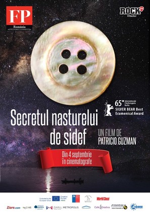 El bot&oacute;n de n&aacute;car - Romanian Movie Poster (thumbnail)
