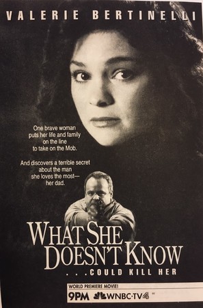 What She Doesn&#039;t Know - poster (thumbnail)