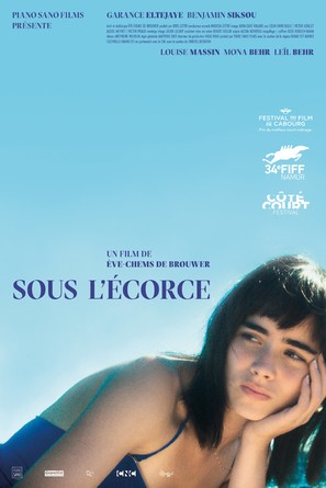 Sous l&#039;&eacute;corce - French Movie Poster (thumbnail)