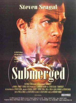 Submerged - Movie Poster (thumbnail)