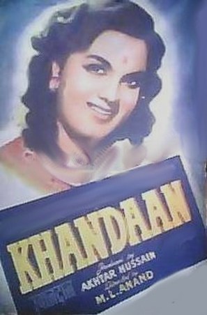 Khandaan - Indian Movie Poster (thumbnail)