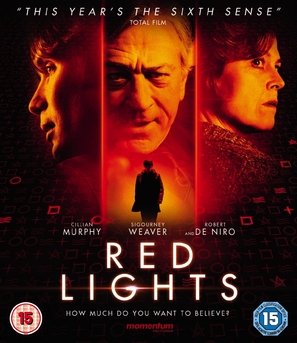 Red Lights - British Blu-Ray movie cover (thumbnail)