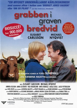Grabben i graven bredvid - Swedish poster (thumbnail)