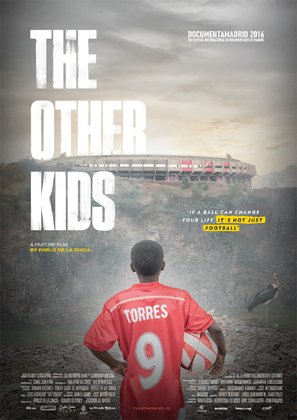 The Other Kids - Spanish Movie Poster (thumbnail)